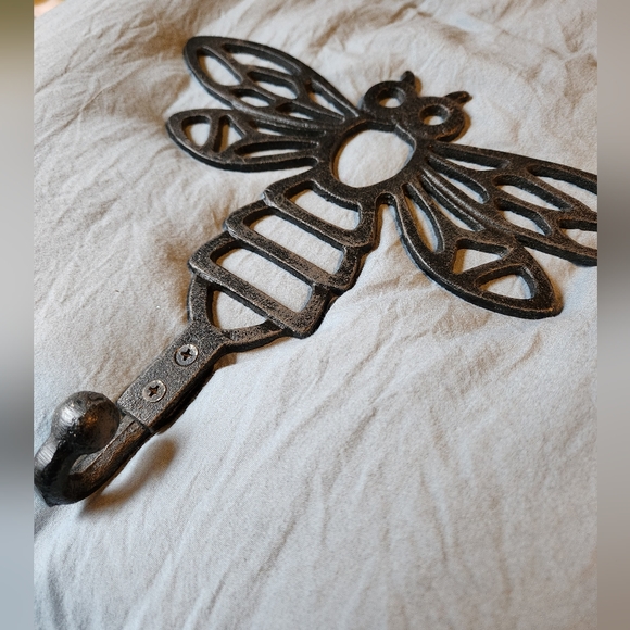 3 Decorative wall hooks 2 Dragonflys and Birds - Picture 4 of 11